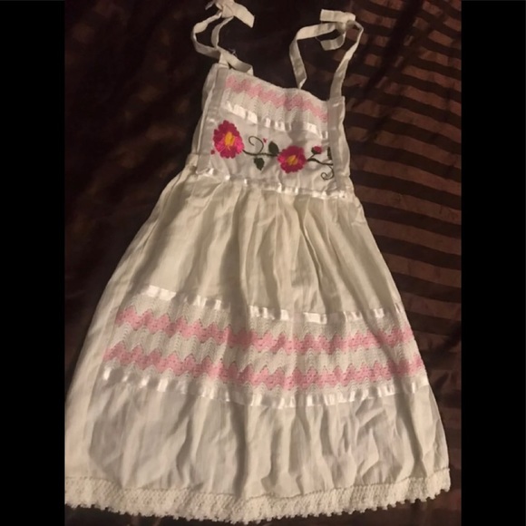 Traditional Children's Floral Dress - Picture 1 of 2